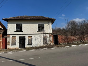 Къща в село Юпер