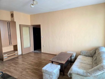 Двустаен апартамент в кв. Левски