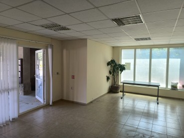 Търговско помещение в квартал Виница