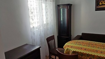 Тристаен апартамент в Гръцката махала