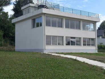 Двуетажна къща с морска панорама в м-т Зеленика