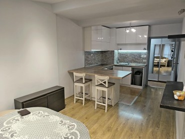 Двустаен апартамент в Цветния квартал