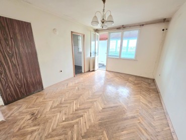 Едностаен имот близо до Централна поща