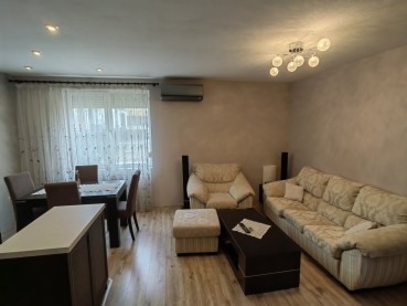 Тристаен апартамент в квартал Левски