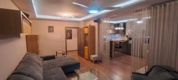 Многостаен апартамент под наем в квартал Чайка