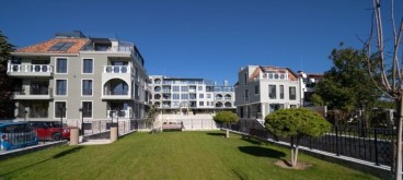 Трехкомнатная квартира в аренду в районе Св. Николы