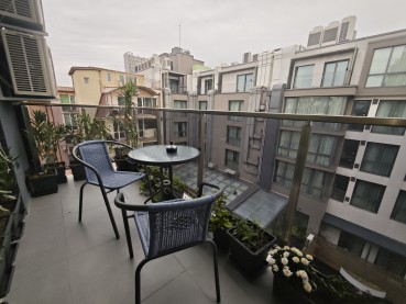 Двухкомнатная квартира в аренду в центре города