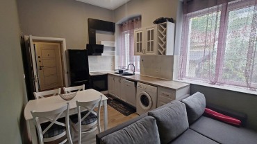 Vier-Zimmer-Wohnung im Zentrum von Warna