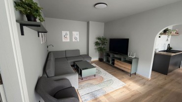 Под наем двустаен апартамент в Цветния квартал