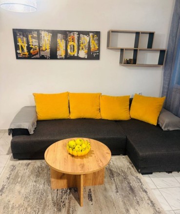 Двустаен апартамент близо в района на Червен площад