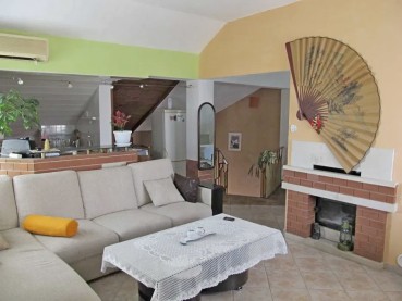 Multi-room maisonette near the center of Varna