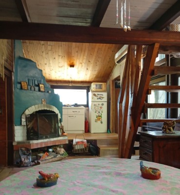 Вила на две нива в местност Кантара