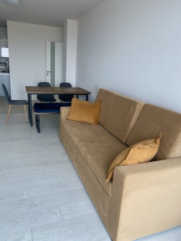 Двустаен апартамент в квартал Бриз