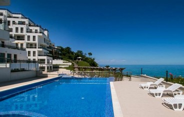 Двустаен апартамент до брега на морето в град Бяла