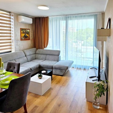 Двустаен апартамент под наем в квартал Чайка