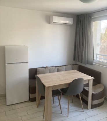 Двустаен апартамент под наем в района на Автогара