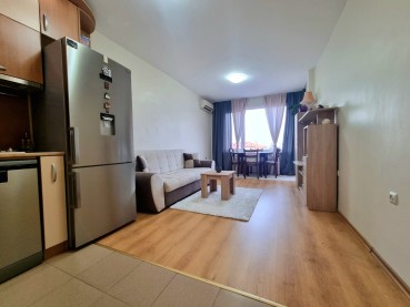 Zwei-Zimmer-Wohnung in einem geschlossenen Komplex im Stadtteil Galata