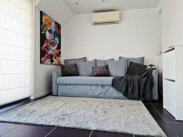 Едностаен апартамент под наем в центъра на Варна