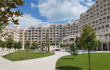 Двухкомнатная квартира в жилом комплексе Varna South Bay Residence