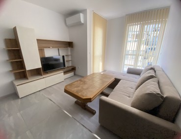 Сдается двухкомнатная квартира в районе Кольхозен Пазар