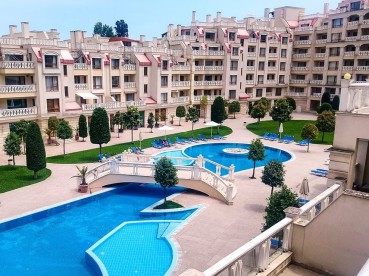 Двустаен апартамент с морска гледка във Varna South Bay Residence